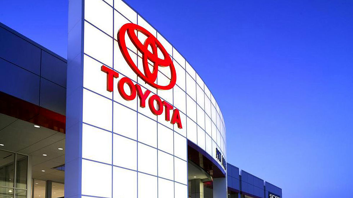 رکورد شکن تویوتا