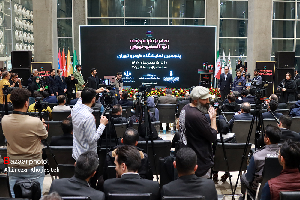 پنجمین نمایشگاه خودرو تهران افتتاح شد