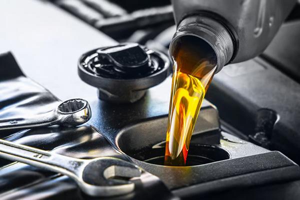 معرفی بهترین روغن موتور برای کوییک;  انواع مدل ها را بررسی کنید
