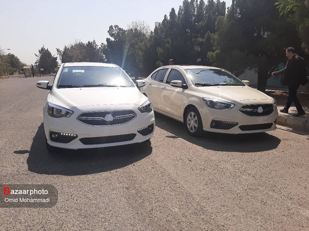 کاهش قیمت برخی از خودروهای پرفروش بازار بازار خودرو در انتظار سیاست های جدید است