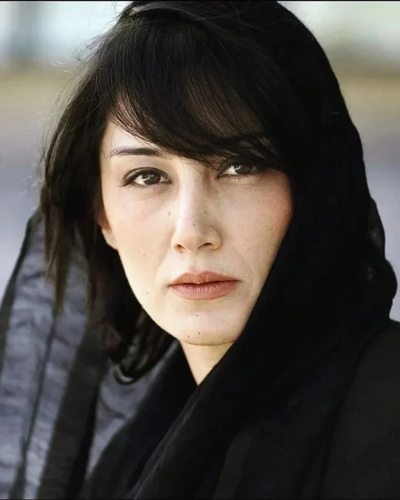 هدیه تهانی