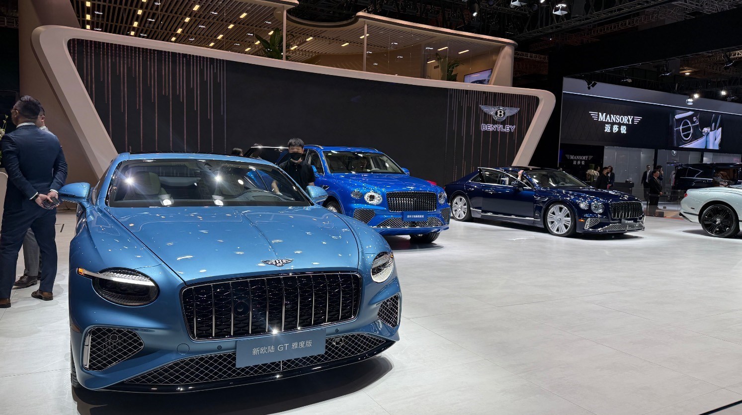 سه مدل ترکیبی بنتلی رونمایی کردند