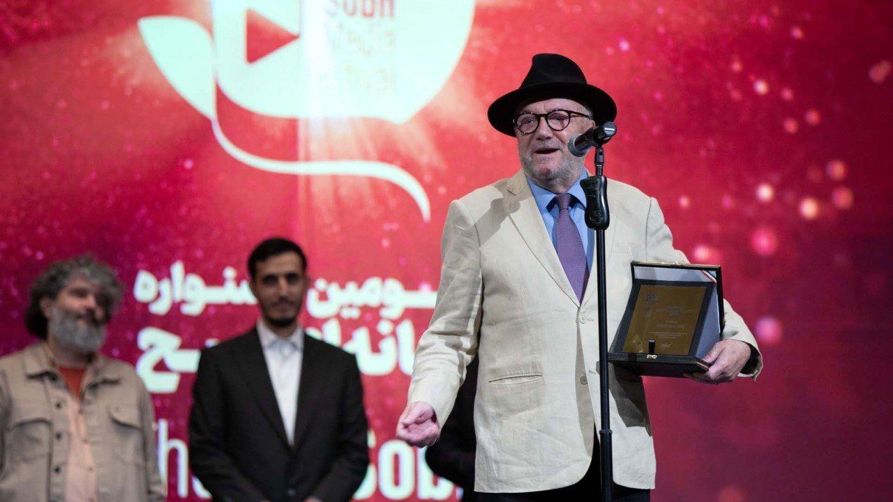 انتخاب جشنواره رسانه ای صبح سوم