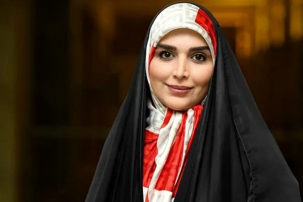 عکس جدید Mojdeh Lavasani در کنار Iraj Tahmasb