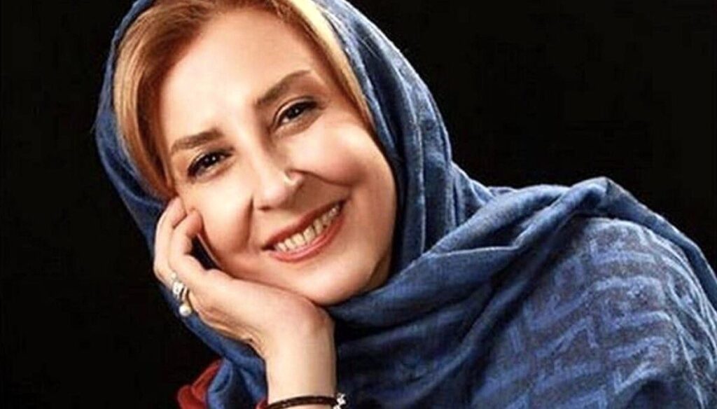 Arajaneh Golchin: Marjaneh Golchin: خانواده من برو / متأسفانه من بچه ها / فیلم ندارم