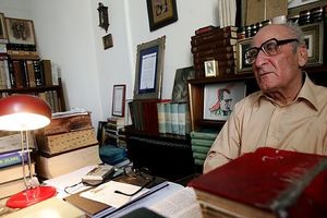 افسر نجات‌یافته از اعدام که چهره فرهنگی معروفی شد