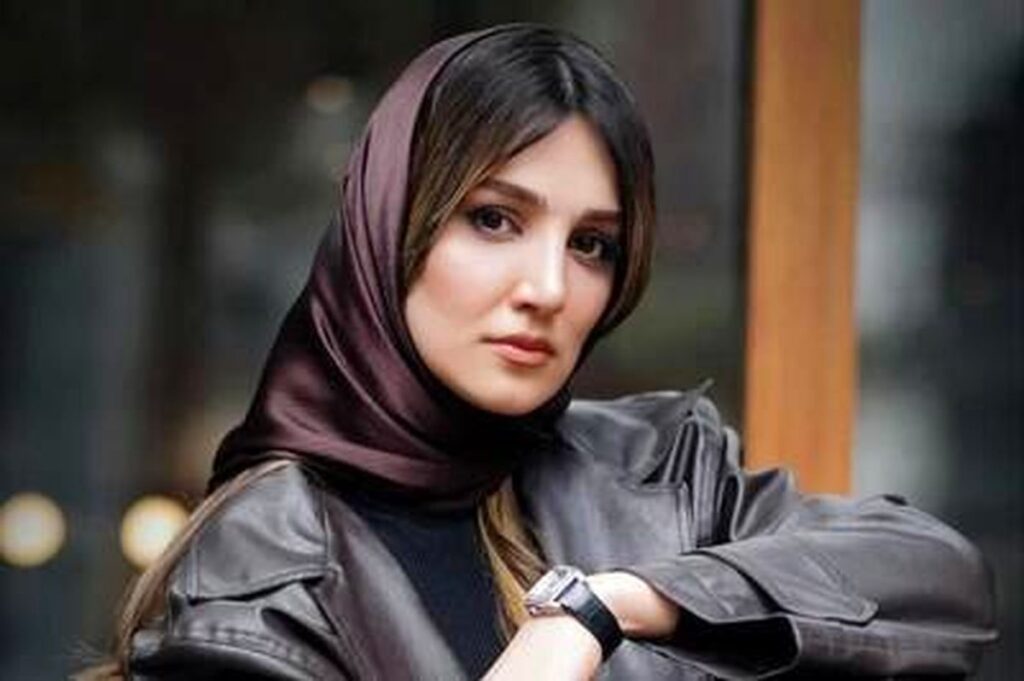 بازیگر سریال Zara Naderifar