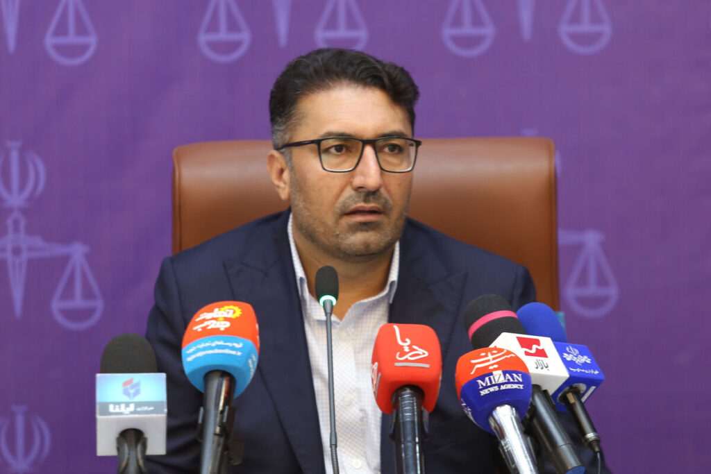 تسریع در فرآیند ترخیص خودروهای وارداتی با پیگیری دستگاه قضایی هرمزگان