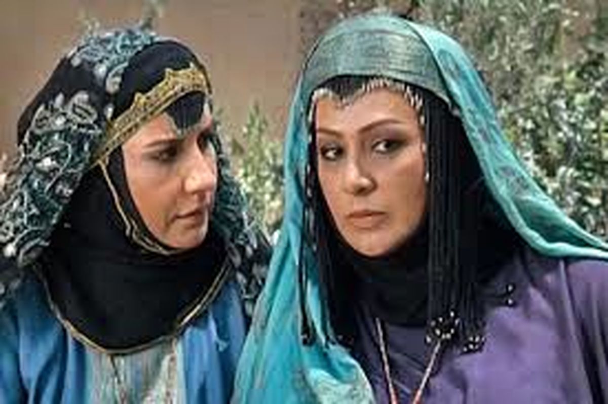Fariba Kowsari: من دو نقش را دوست داشتم: Umrah و Forough/ Video