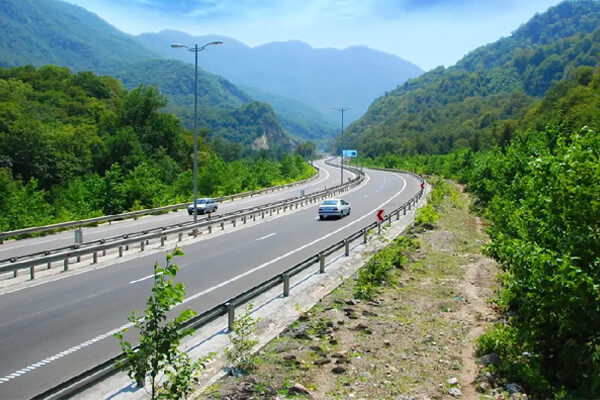 تأثیر قابل توجهی در موارد ، تعطیلات و فصول مطبوعات بر افزایش تقاضای اجاره اتومبیل در تهران