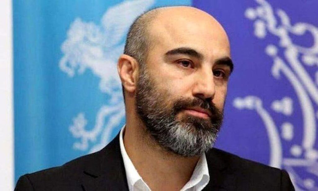 حضور Mohsen Tanabandeh در شهدای Behesht Zahra (SA)/ Video