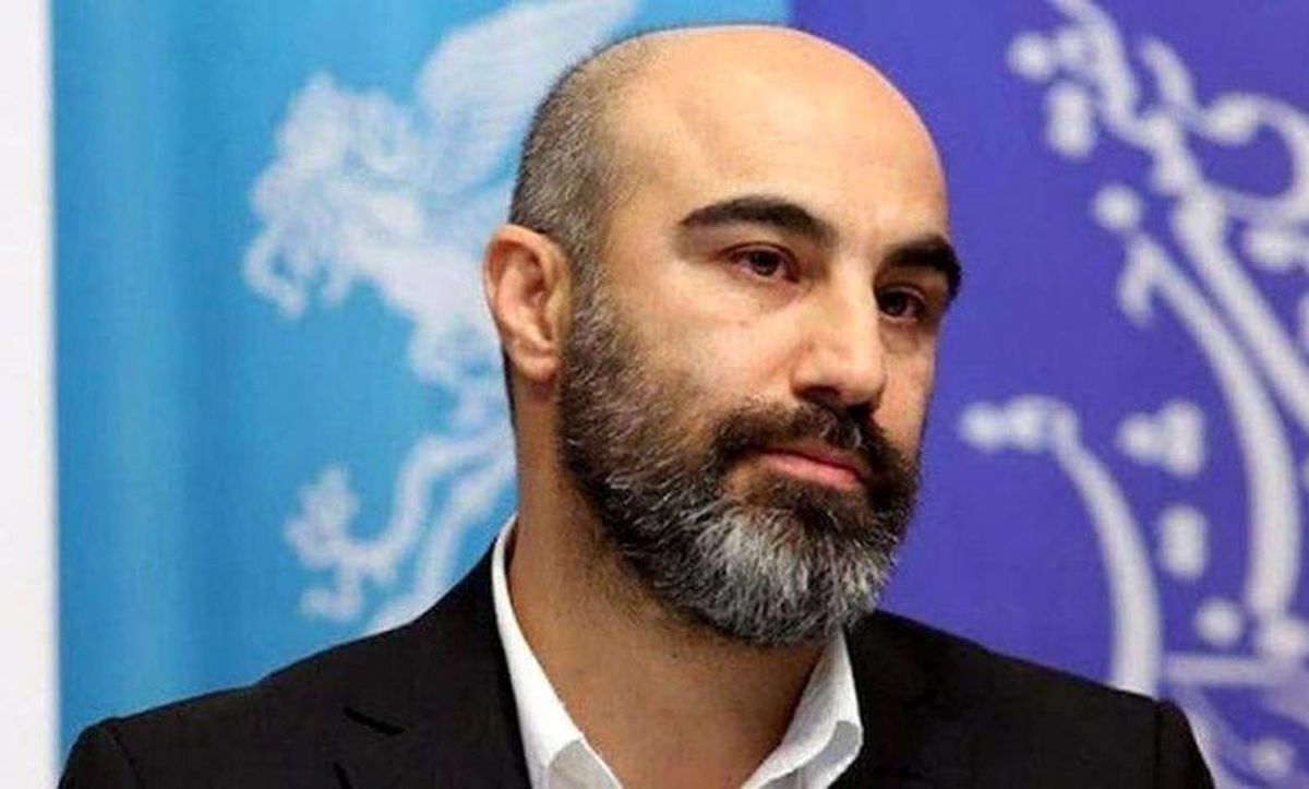 حضور Mohsen Tanabandeh در شهدای Behesht Zahra (SA)/ Video