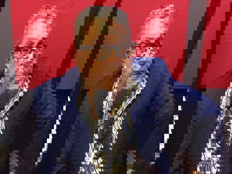 2203065