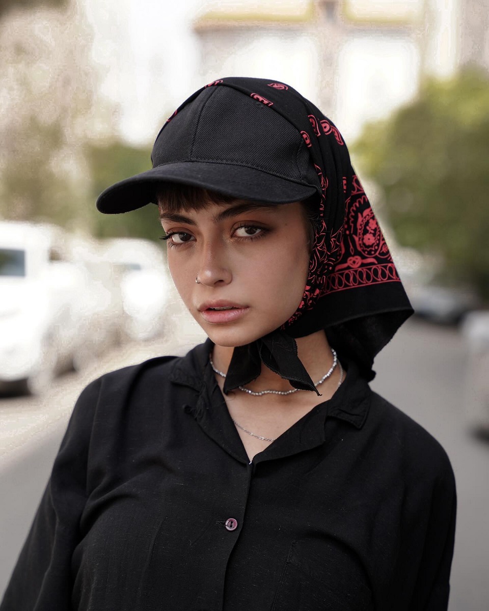 ستایش دهقانان با سوراخ بینی 1