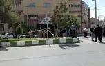 آثار تیراندازی تروریست‌ها به خودروهای مردم در زاهدان
