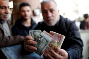 قیمت دلار در بازار ارز تجاری