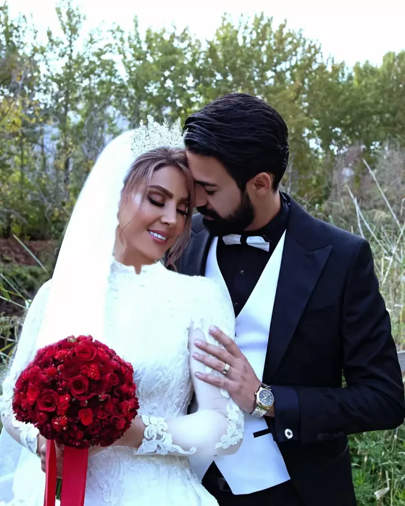 نیلوفر شهودی و همسرش در روز ازدواج