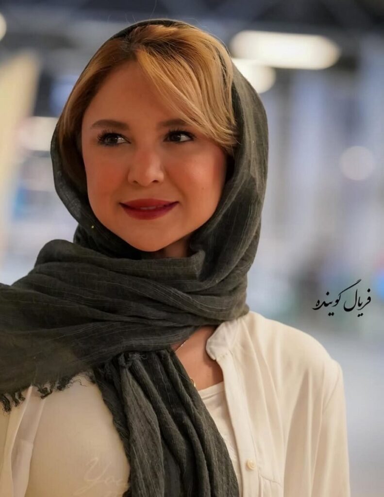 سبک و مدرسه-مدرسه-نیلوفار-2