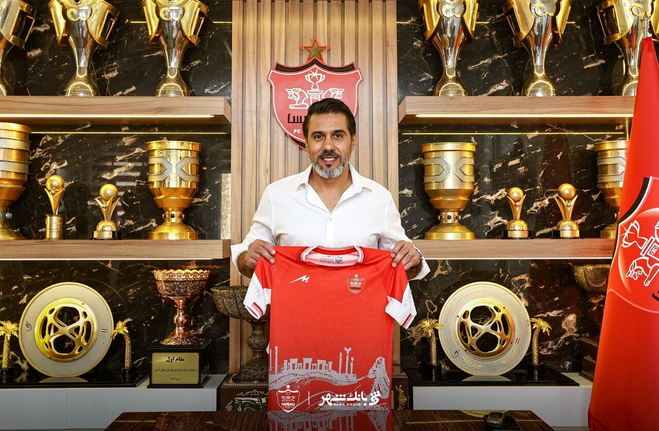 عکس | افشین پیروانی با پرسپولیس گسترش یافته است