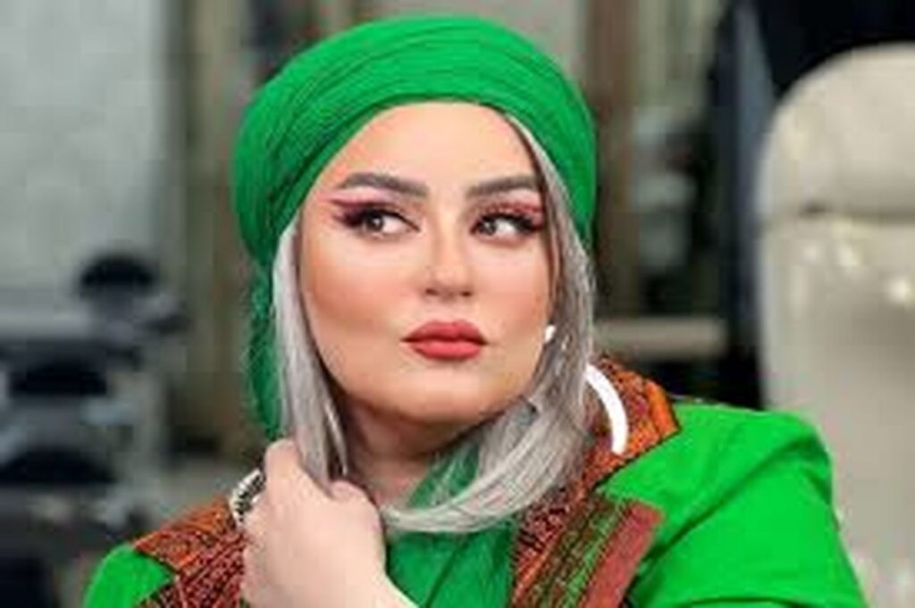 Naima Nezamat با سبک دیگری در ساحل داغ Kish / Video