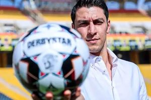 جانشین سیدحسین مشخص شد؛ مذاکره گلر محبوب تراکتوری‌ها با استقلال