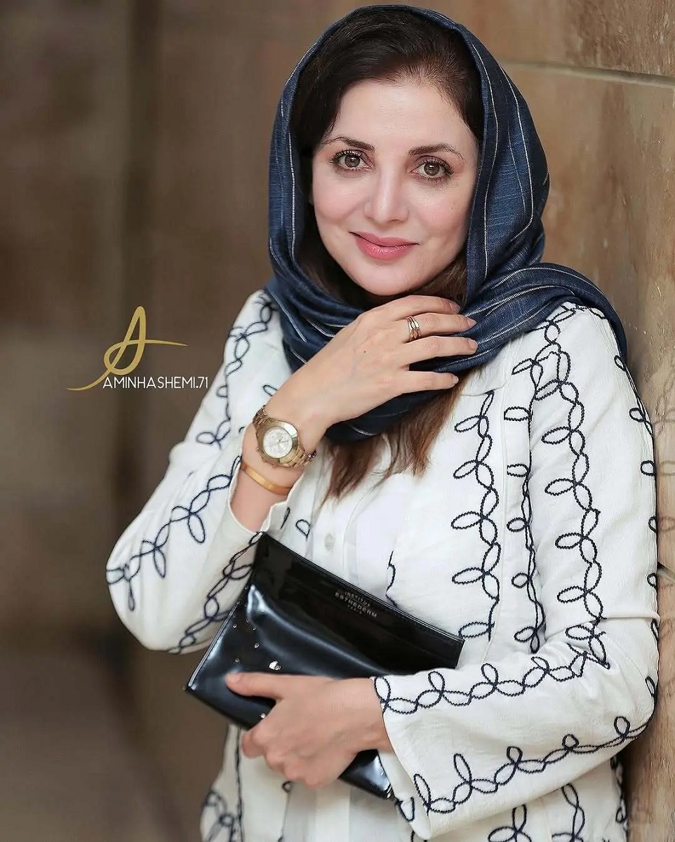 رویایی-آمری-علمی در شهرت-جازیر-کورن -3
