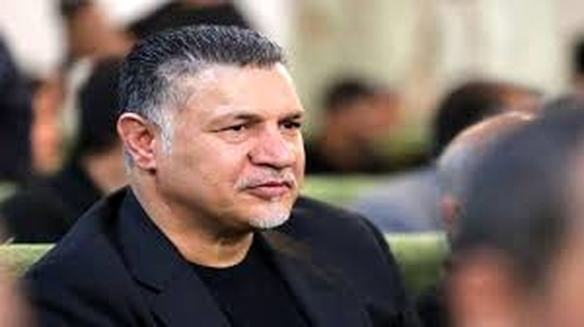 حرکت زیبای علی دائی در یادبود/ ویدیوی Dariush Mustafavi