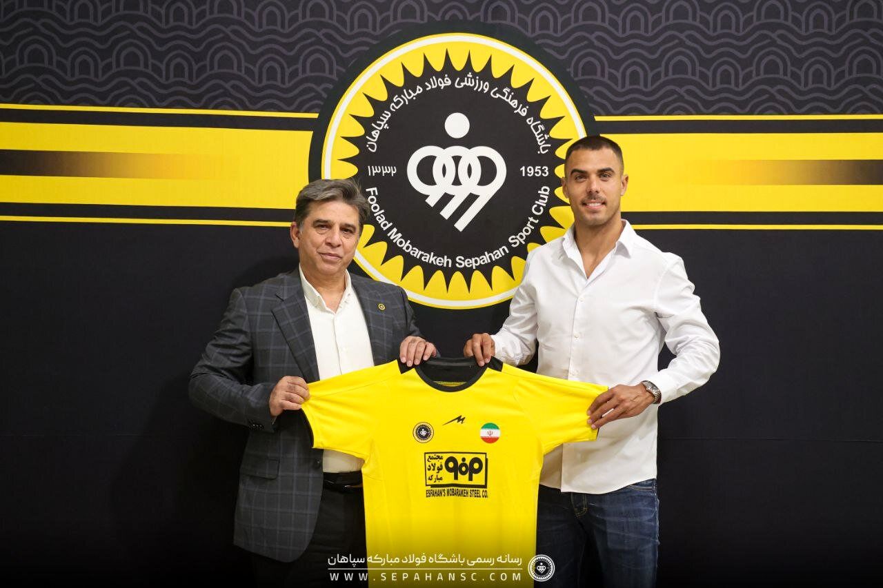 بمب فوتبال ایران/ ریکاردو آلوز به سپاهان پیوست