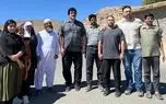 تصاویر؛ دیدار رسول خادم با خانواده امیرمحمد خالقی در روستای محروم
