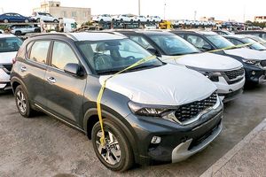 نامه مهم وزیر صنعت/ افزایش قیمت خودروهای وارداتی منتفی شد؟
