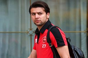سعید مهری در پرسپولیس ماندنی است؟