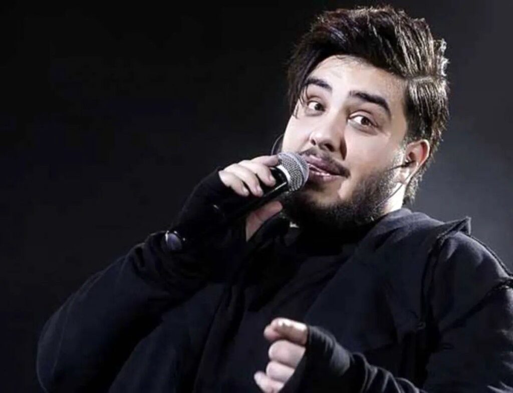 عملکرد مشترک هارون افشار ، پدر و برادرش در یک کنسرت/ ویدئو