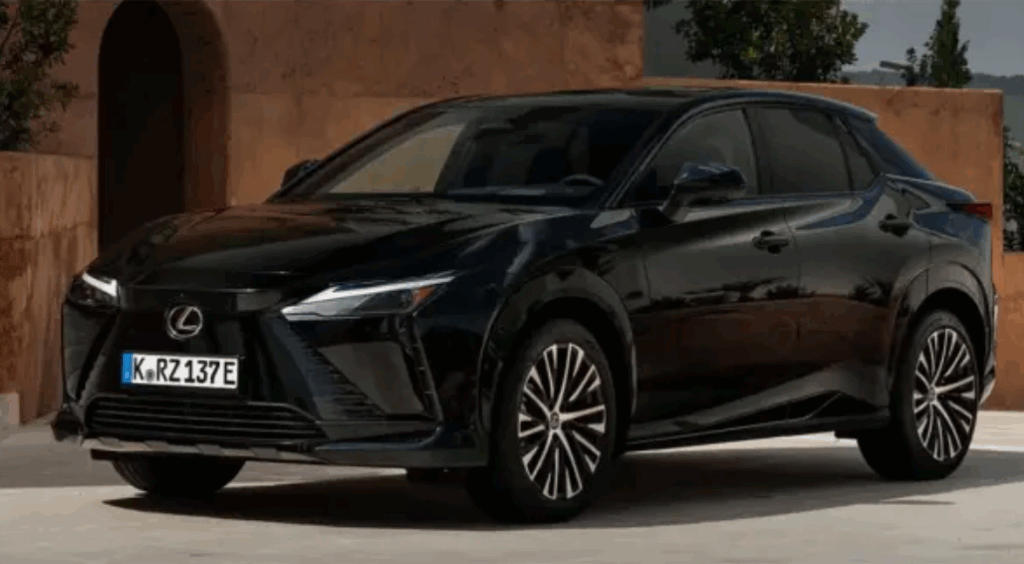 لکسوس RZ ۱۰۰e ؛ کراس اوور کامل لکسوس در ایران!