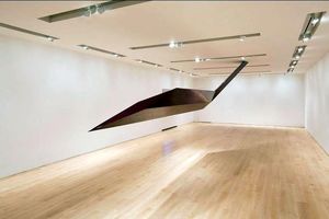 مجسمه‌سازی که جاذبه را شکست داد، درگذشت