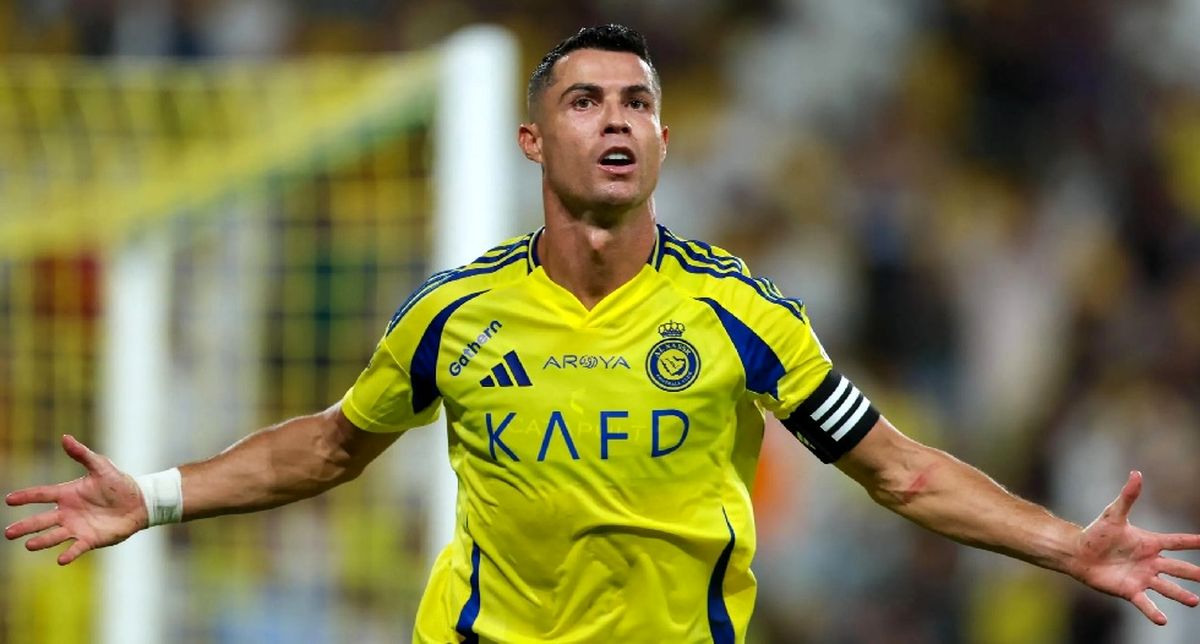 حذف بازیکن حریف توسط کریستیانو رونالدو در زمین/ فیلم