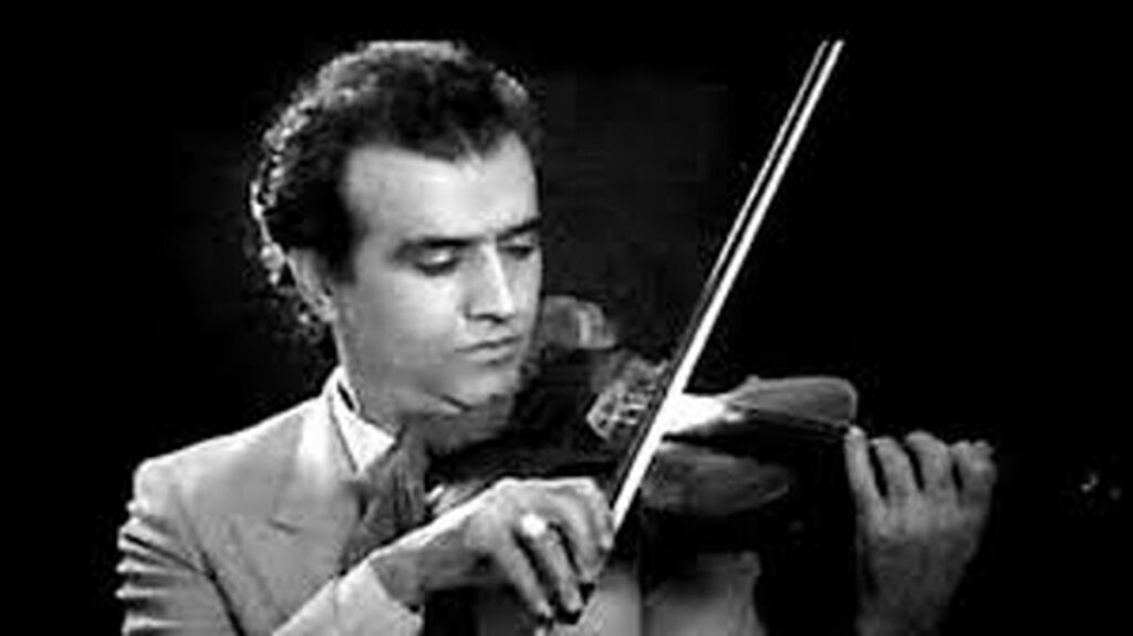 سفر به موقع ؛ ژست عاشقانه