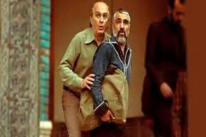 ادای احترام پژمان جمشیدی به بیژن بنفشه‌خواه در مراسم اکران فیلم قسطنطنیه / ویدئو