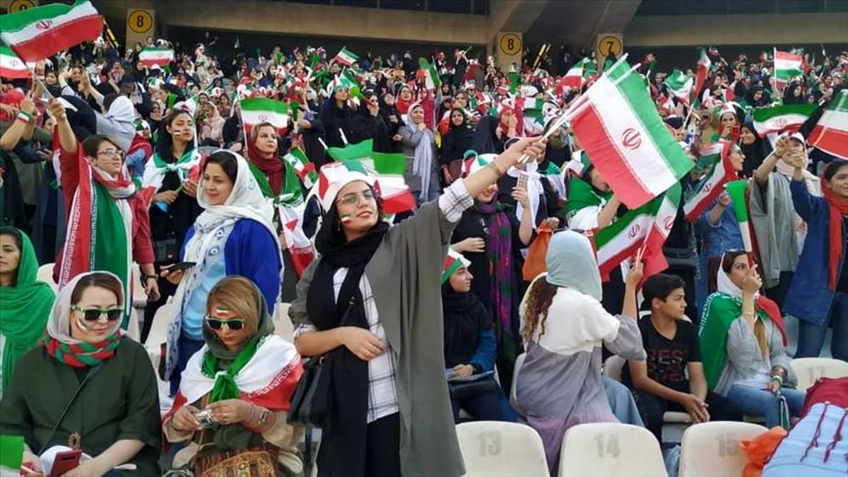 فردووی فقیر: چگونه آنها در مراسم مذهبی در استادیوم می نشینند اما برای فوتبال نیستند؟!/ ویدئو