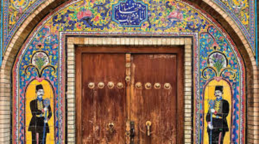 کاخ گلستان به معنای هنر روی دیوار است ، تاریخ با کاشی/ ویدئو