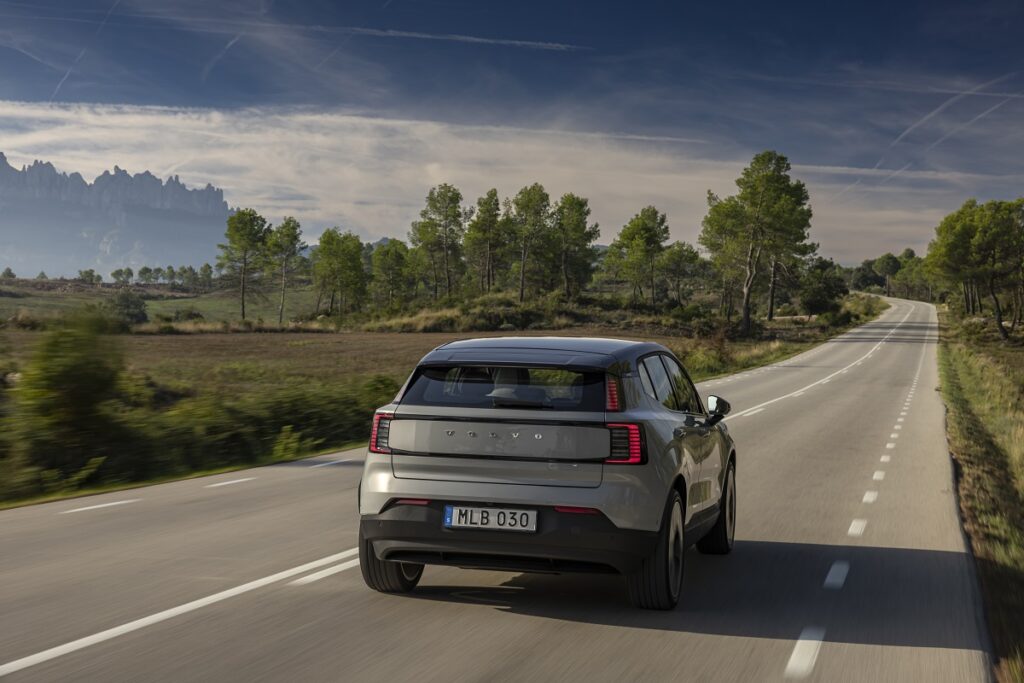 شرایط فروش Volvo EX30