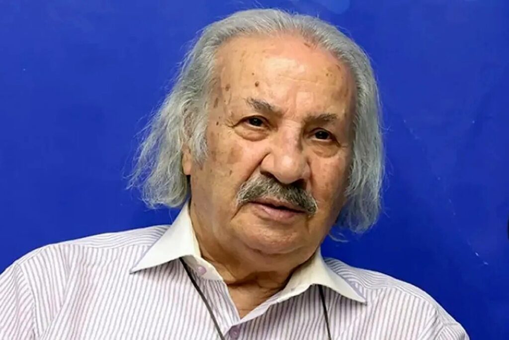 بوسیدن سعید سعید برای افرادی که از بستر بیمارستان/ فیلم هستند