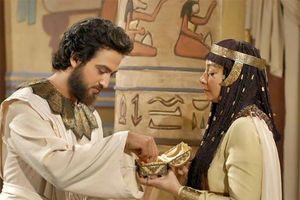 تصویر شیطان روی صورت کتایون ریاحی؛‌ وقتی زلیخا به یوسف پیشنهاد می‌دهد/ ویدئو