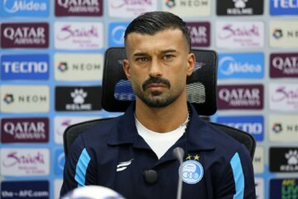 کاپیتان استقلال از رامین رضایان دور می شود