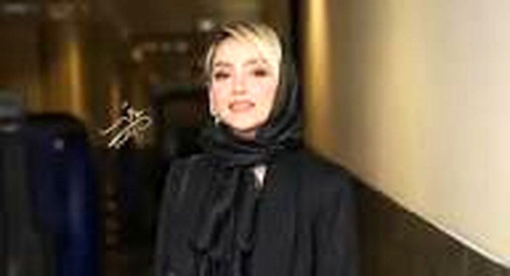 نمایش خصوصی فیلم لاک پشت با Nazanin Bayati/ Video