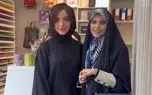 ژست‌های مژده لواسانی در جشن ‌امضای کتاب «ستاره‌ لیلا»