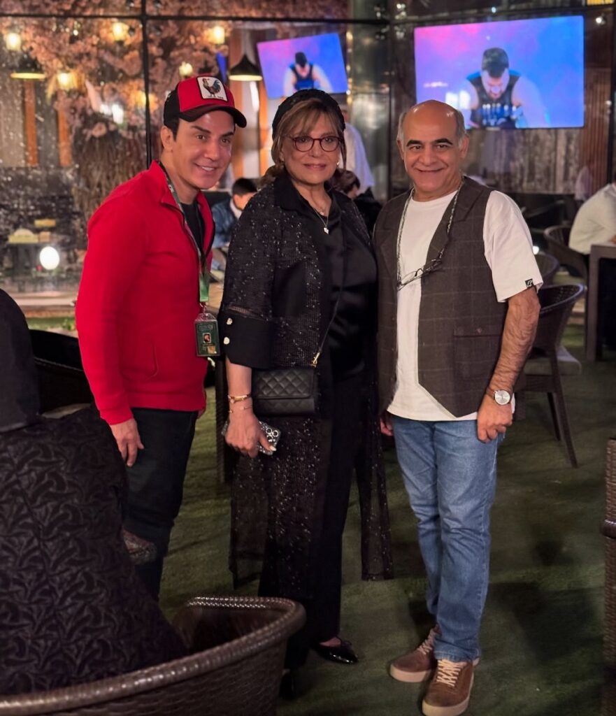 گوهر خیراندیش جنب عمو پورنگ ۱