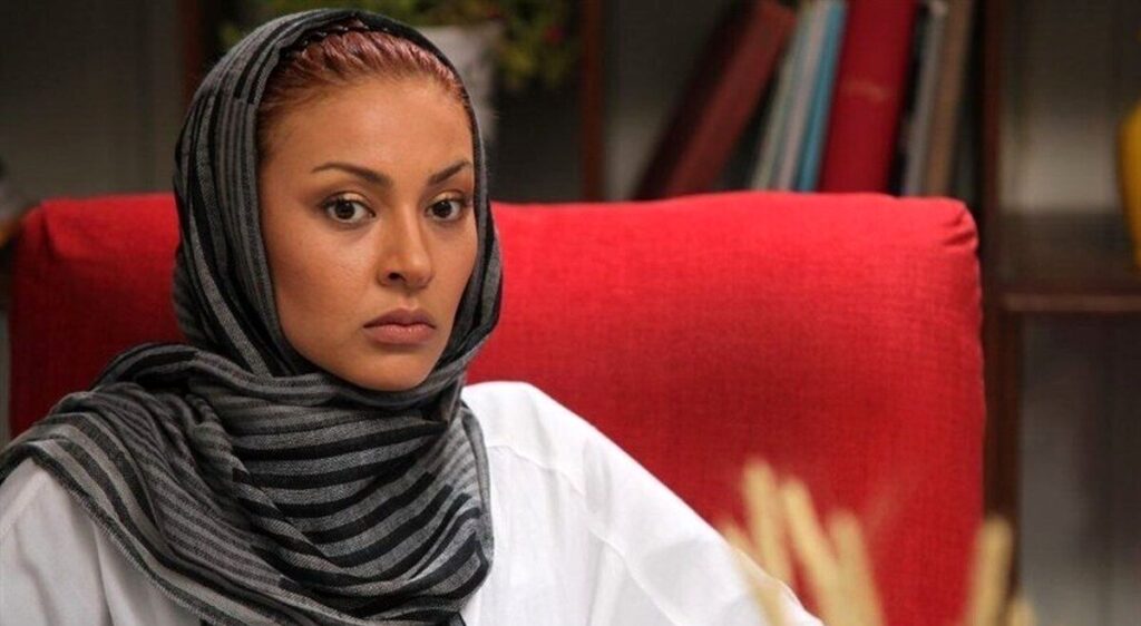 زیبا باروفه: به دلیل بوسیدن همسرم سر سفره عقد ممنوع الکار شدم/فیلم