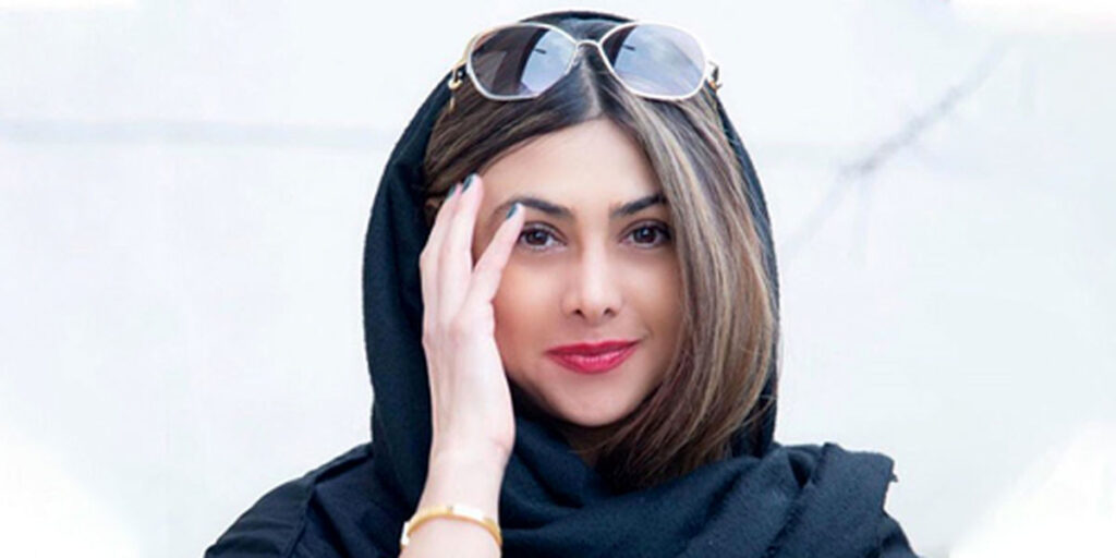 آزاده صمدی به فرحبخش: آب بریزید که می سوزد/فیلم