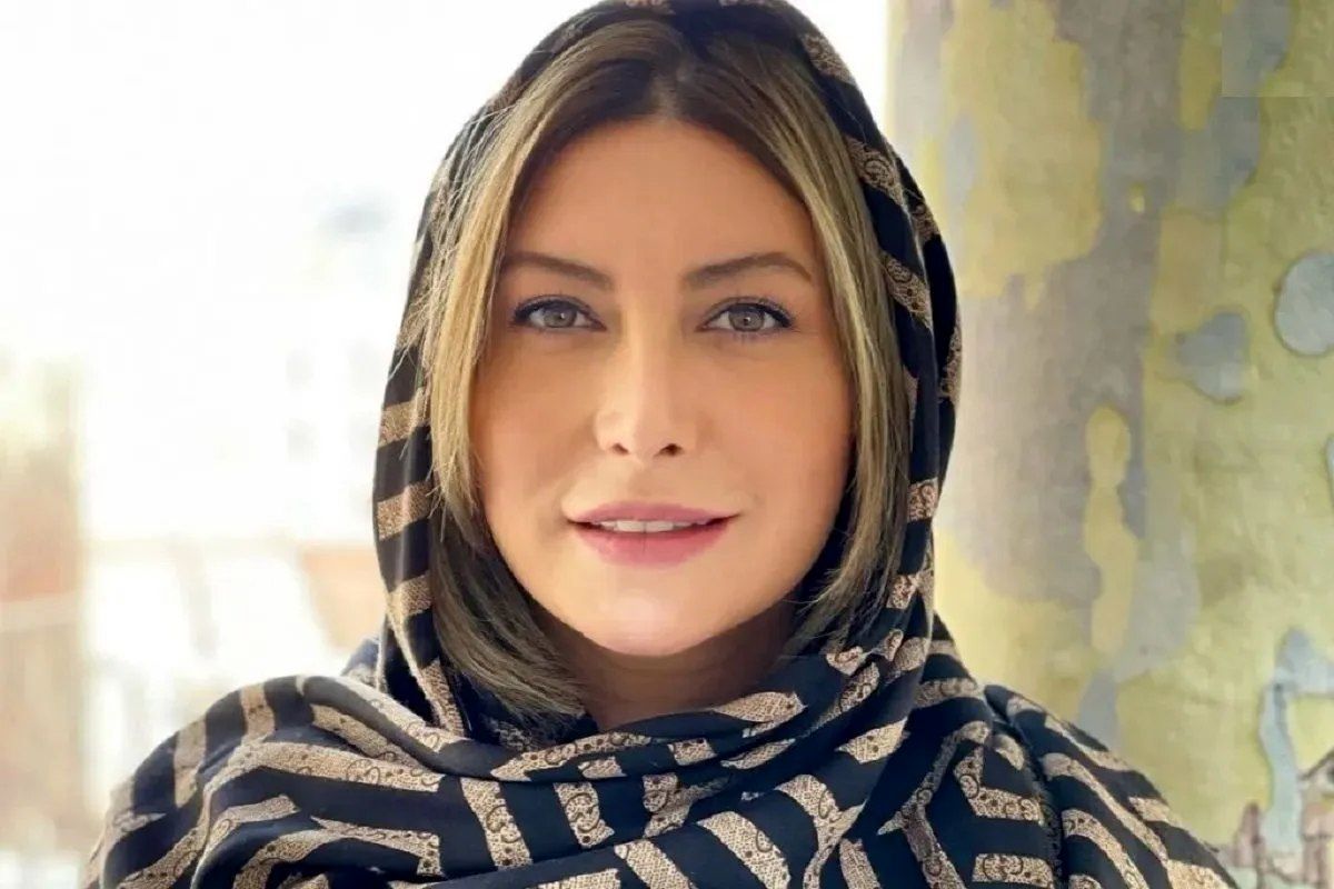 ساعت فریبا نادری 4 میلیارد تومان با 40 الماس تراش خورده