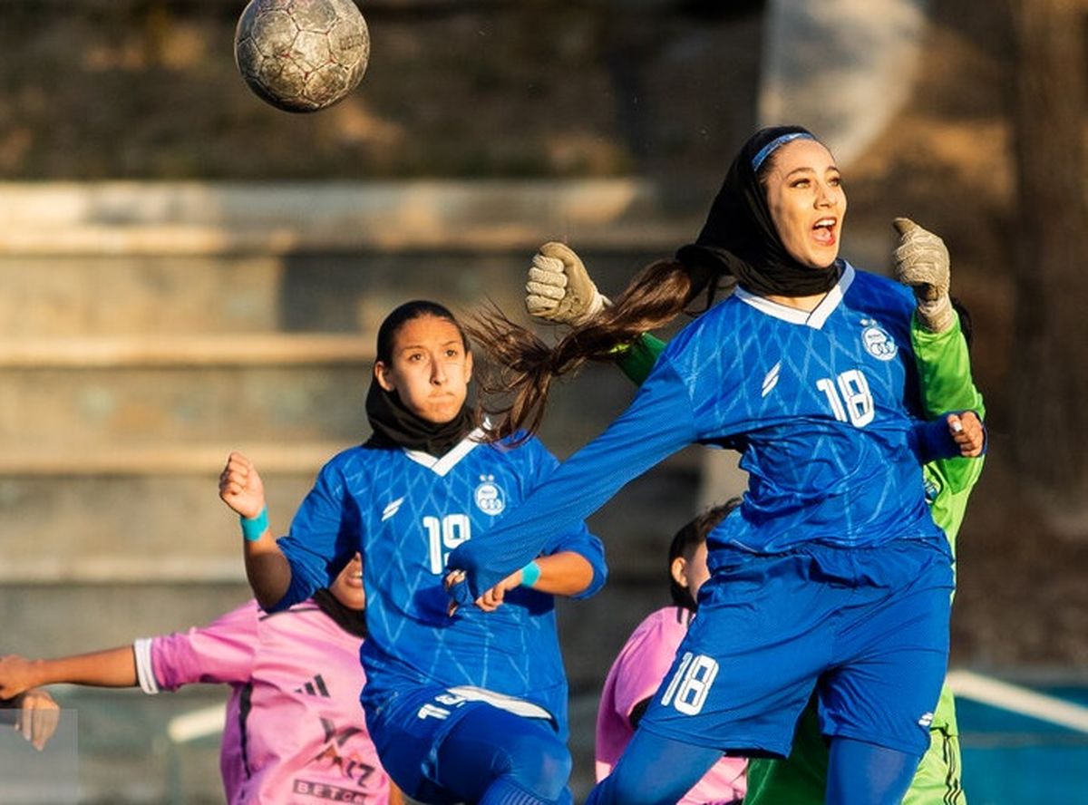 هفته سوم لیگ دسته اول فوتبال بانوان؛ استقلال - حسن زاده ارومیه/ تصاویر